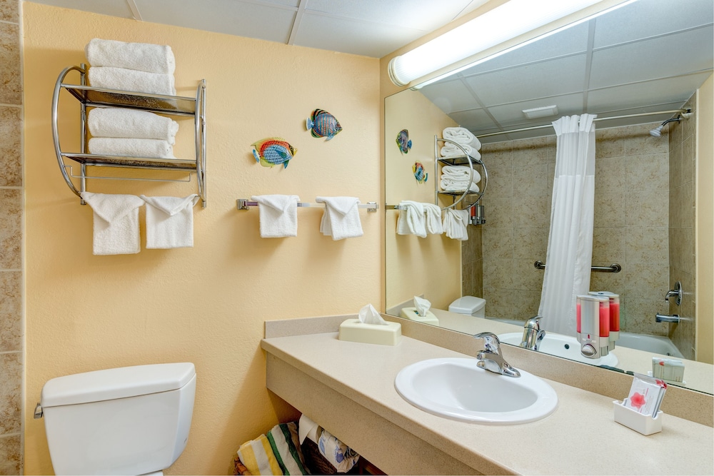 PELICAN POINTE SUITES 30/58
