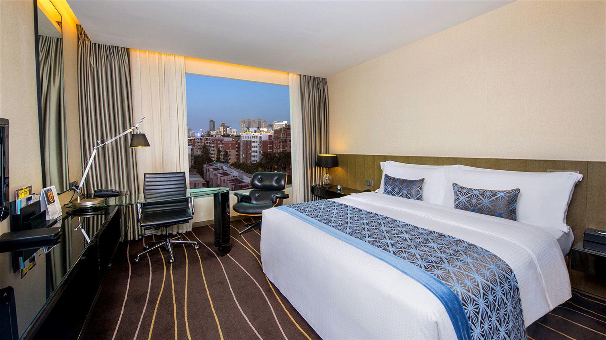 Executive, Double Bed, City View