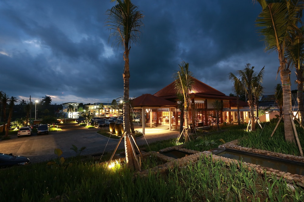 El Hotel Banyuwangi 37/42