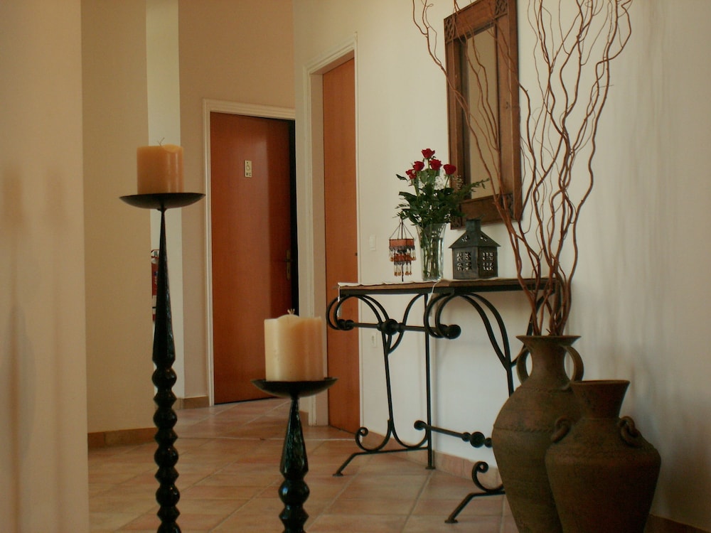 Elanthi Village Hotel 57/85