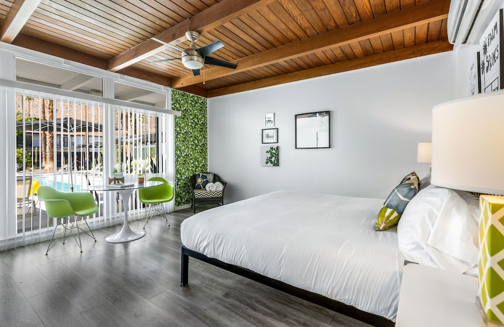 The Three Fifty Hotel - Adults Only 13/63