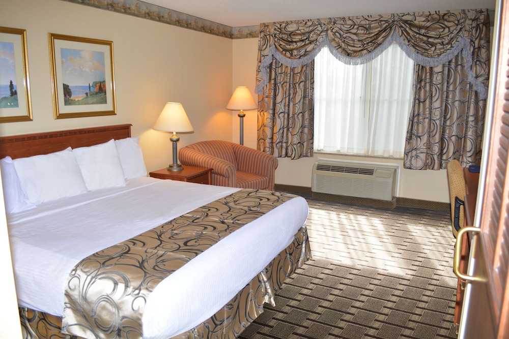 Baymont by Wyndham Waterford/Burlington WI 14/43