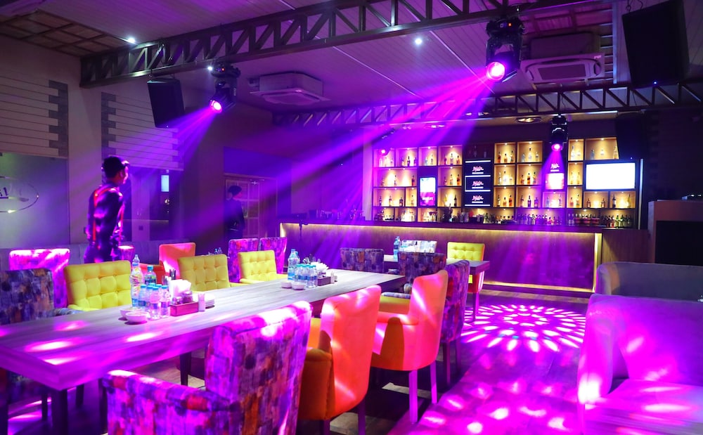 Hotel Swarn Towers 42/50