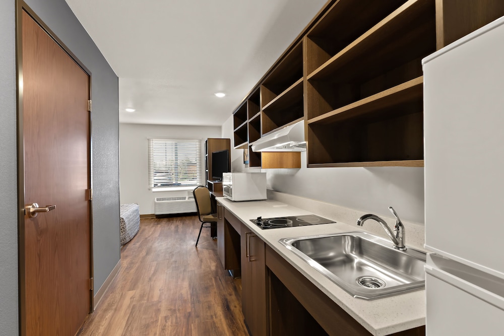 WoodSpring Suites Fort Collins 24/29