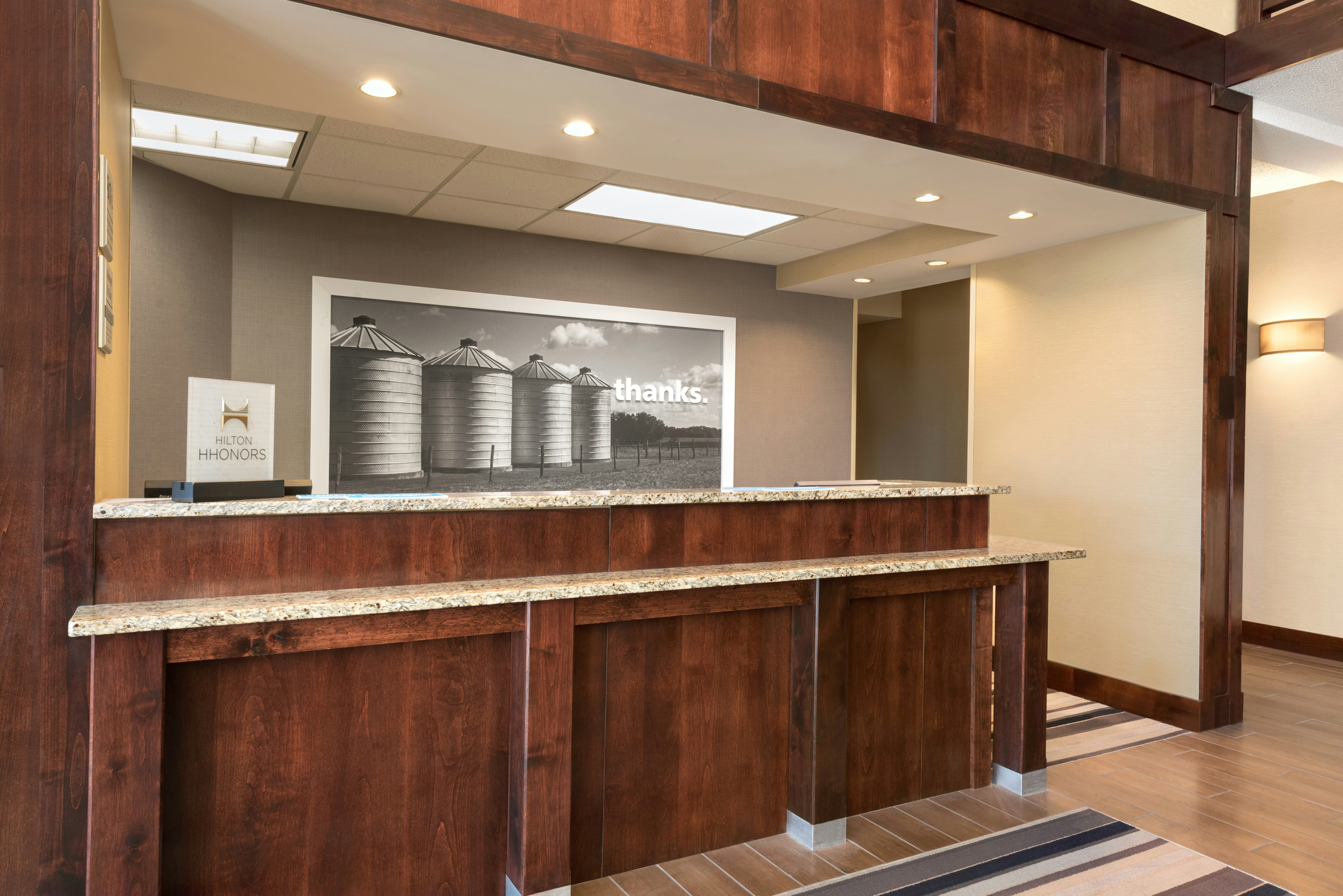 Hampton Inn Lawrence Ks 11/53