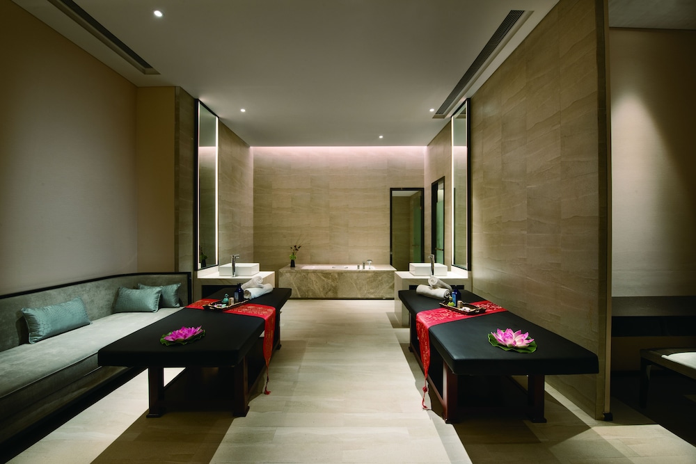 Crowne Plaza Huailai 24/71