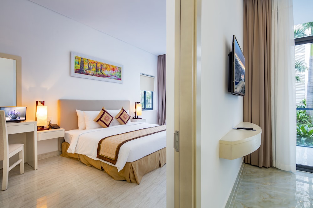 Diamond Bay Condotel Resort Nha Trang 27/77