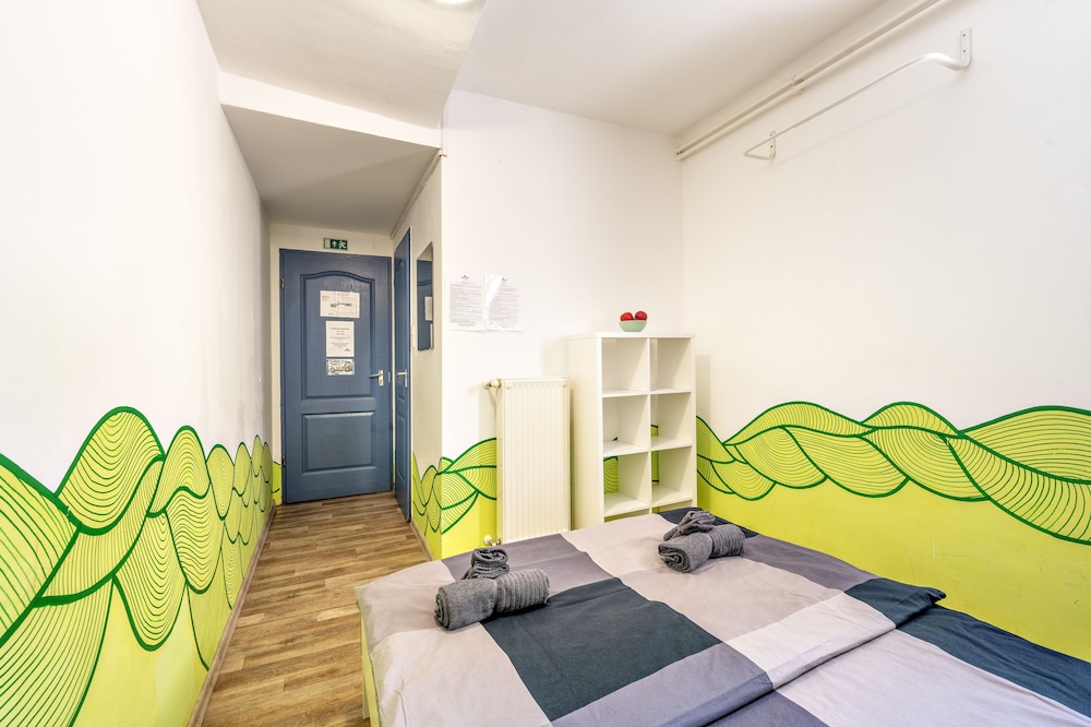 Island Hostel - Adults only 46/49