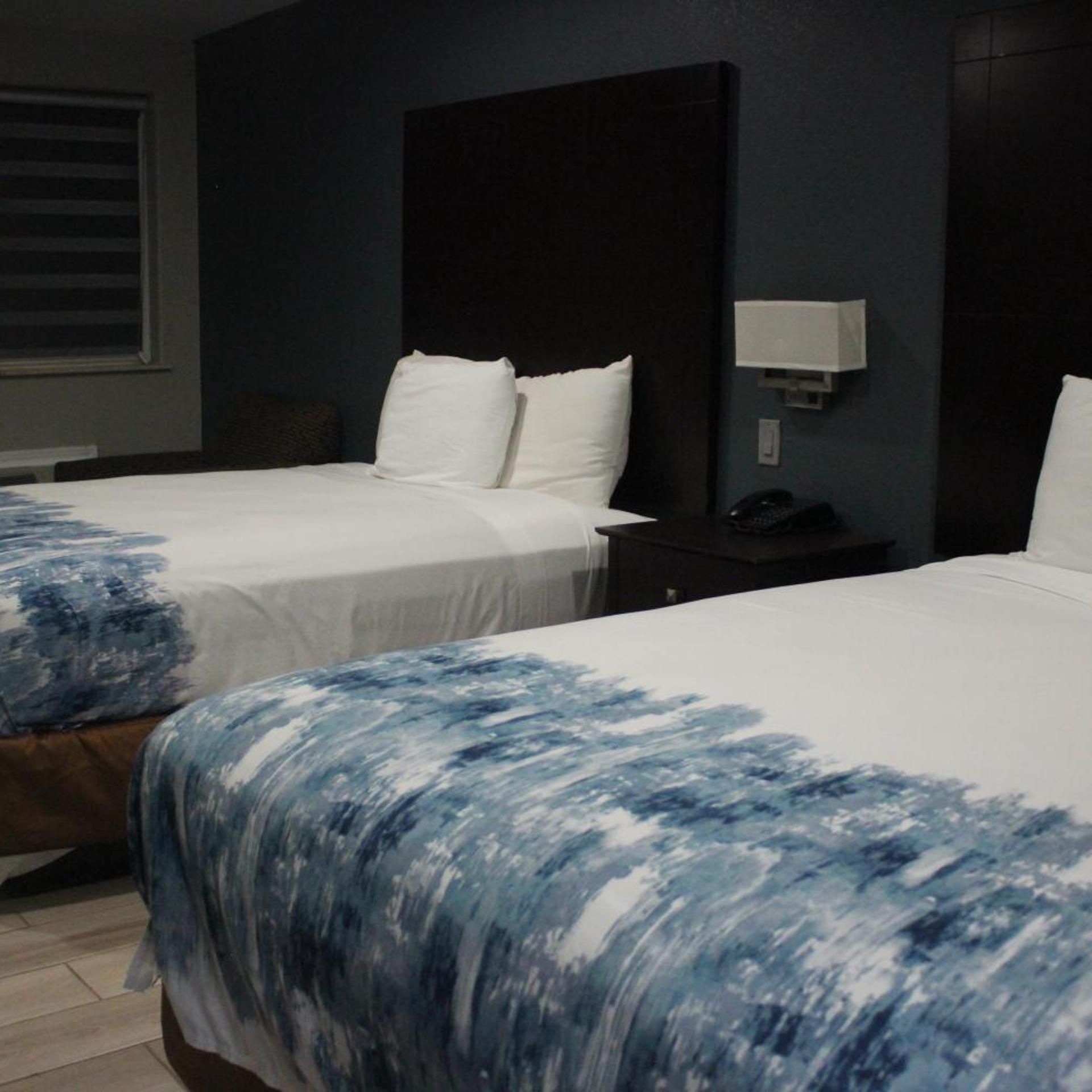 Cotulla Executive Inn 16/40