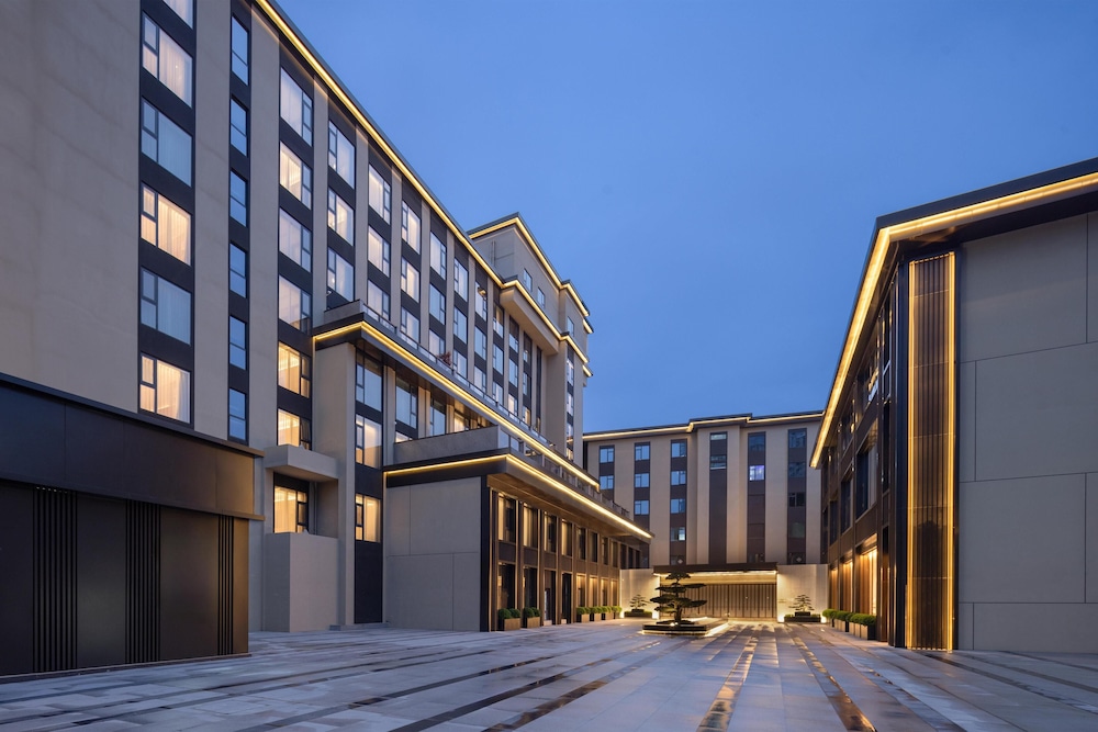 Hilton Garden Inn Chengdu Huaxi Wuhou Shrine 5/56