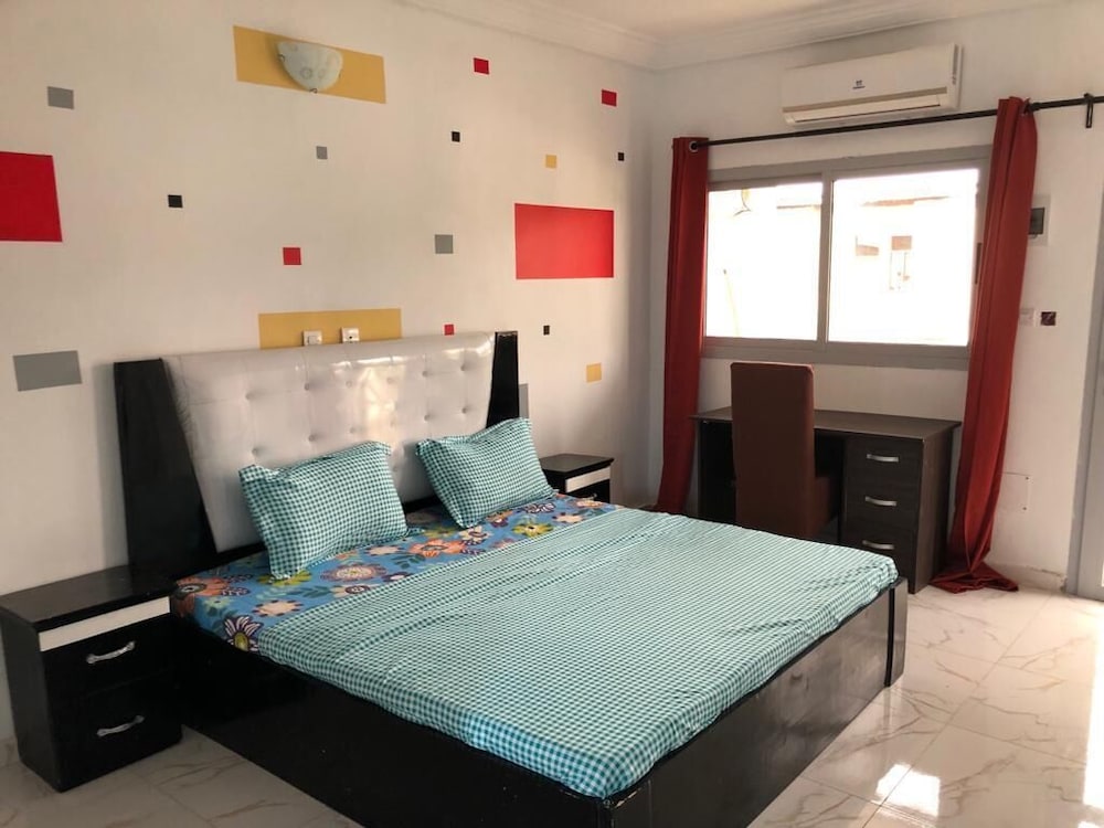 Villa Résidence Séjours & Affaires 13/50