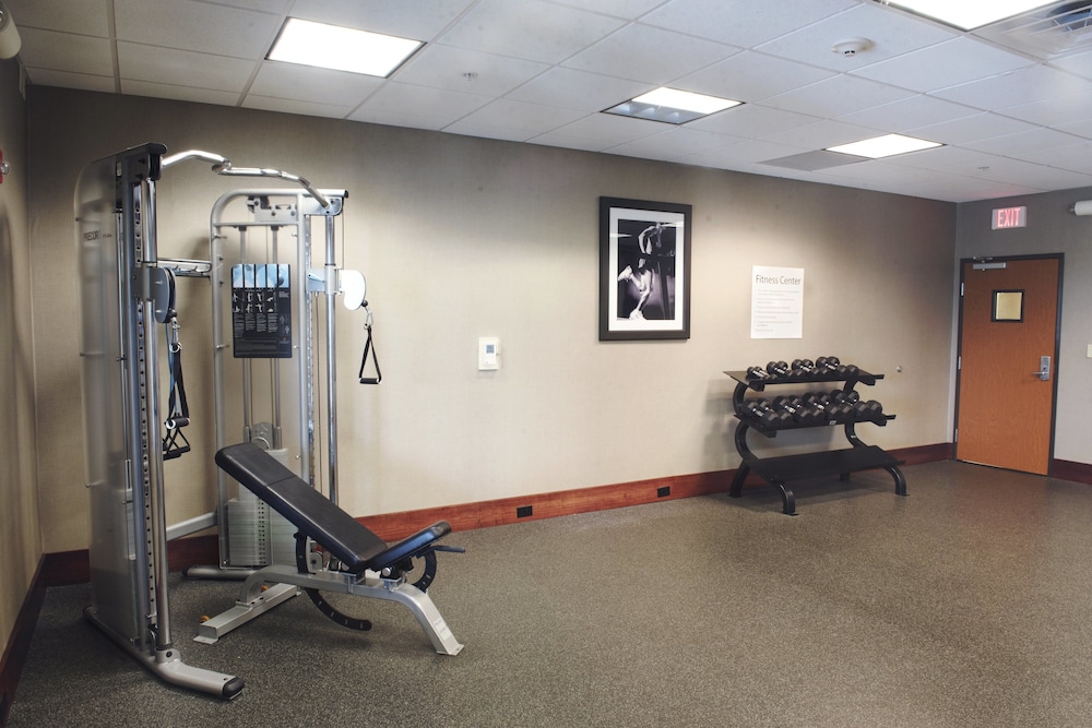 Holiday Inn Express Suites Urbandale Des Moines 35/50