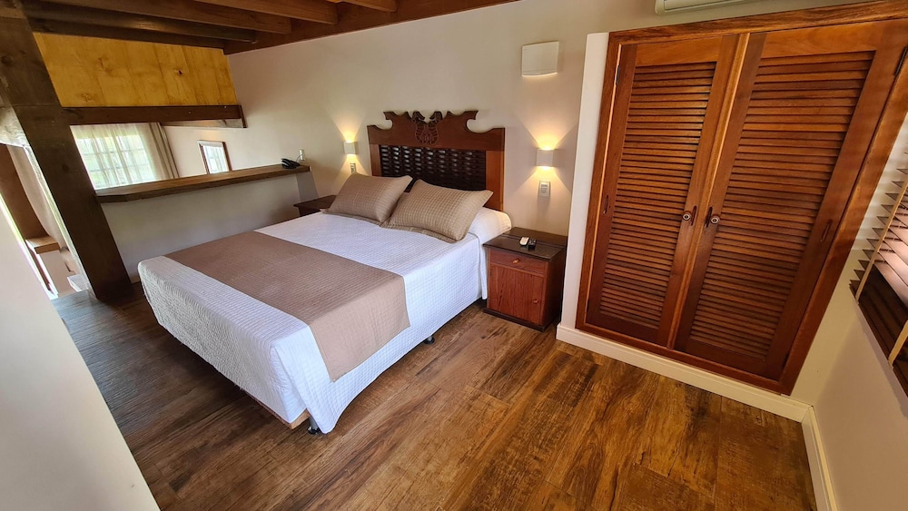 Hotel Atalaia do Mariscal 21/77