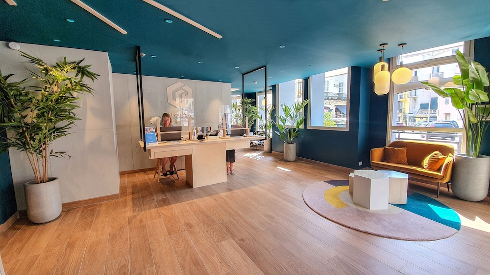 Urban Hotel Aix-les-Bains, BW Signature Collection 44/54