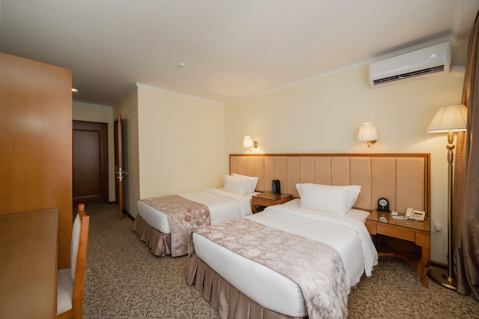 STANDARD, DOUBLE OR TWIN BED