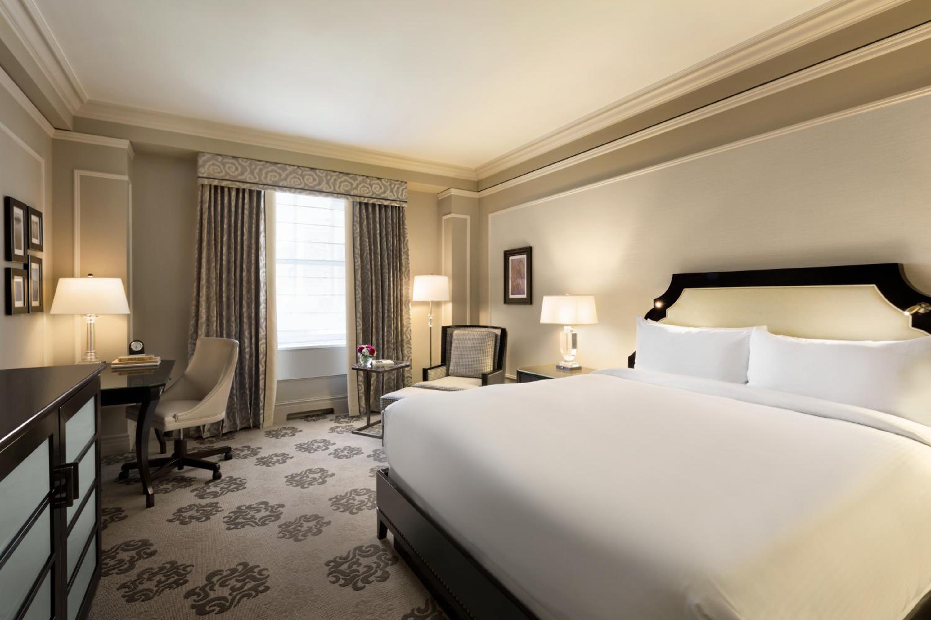 Fairmont, King Bed, Queen Bed