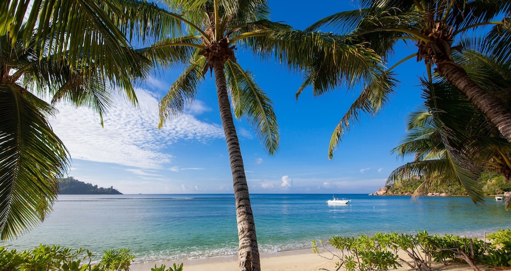 Kempinski Seychelles Resort 74/78