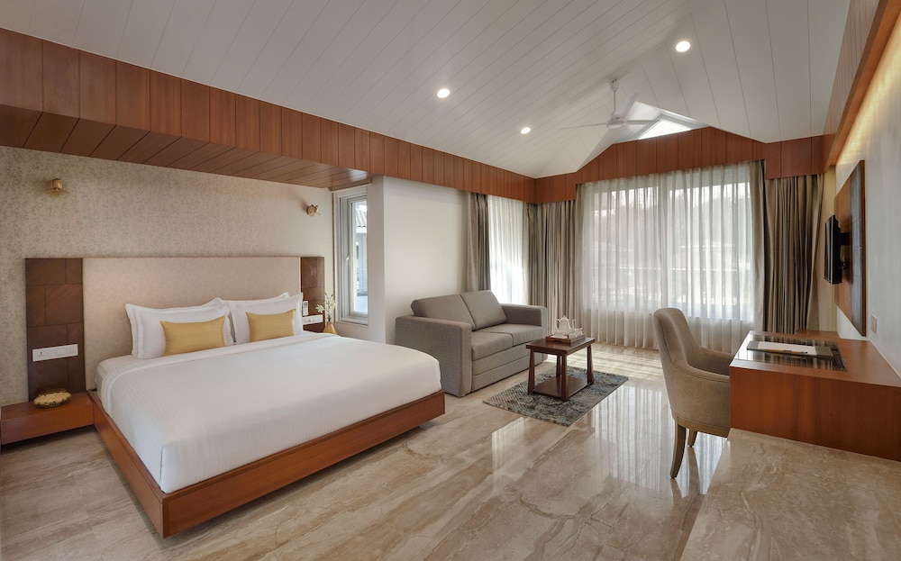 Kabir Hotel & Spa 13/30