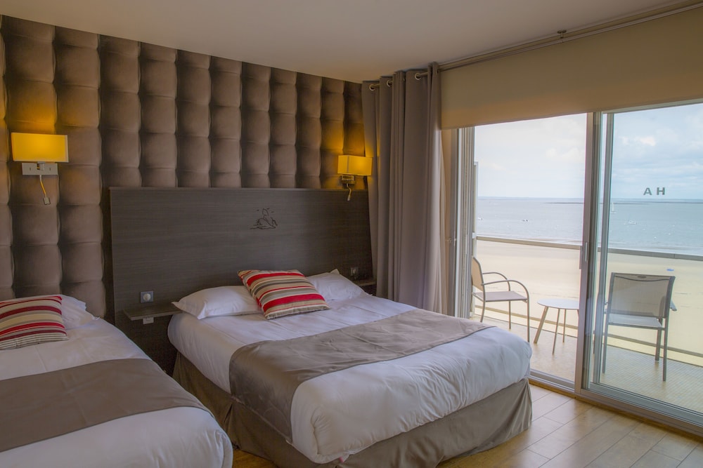 ARC HOTEL SUR MER 24/62