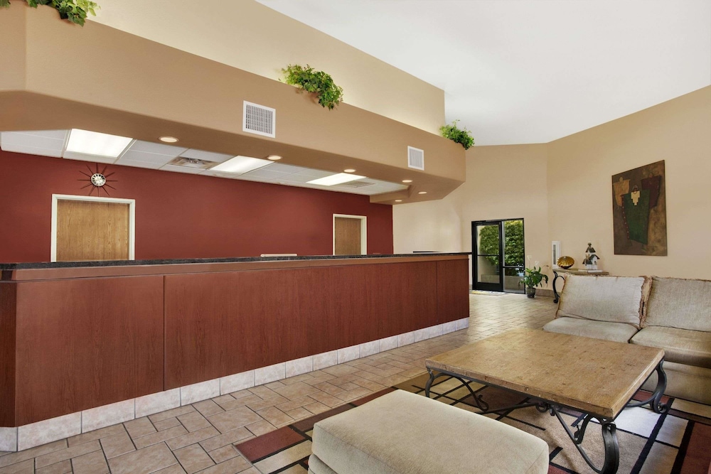Days Inn by Wyndham Globe, Arizona 5/21