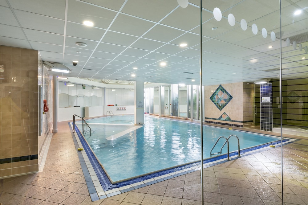 Mercure St Helens 23/50