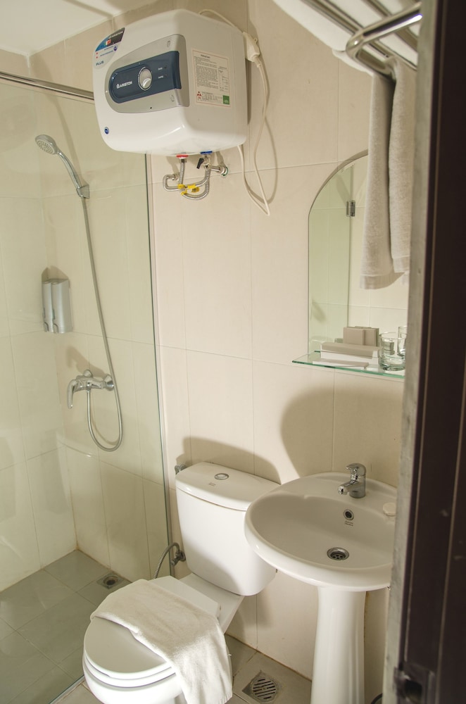 ROYAL SUITE CONDOTEL 23/26
