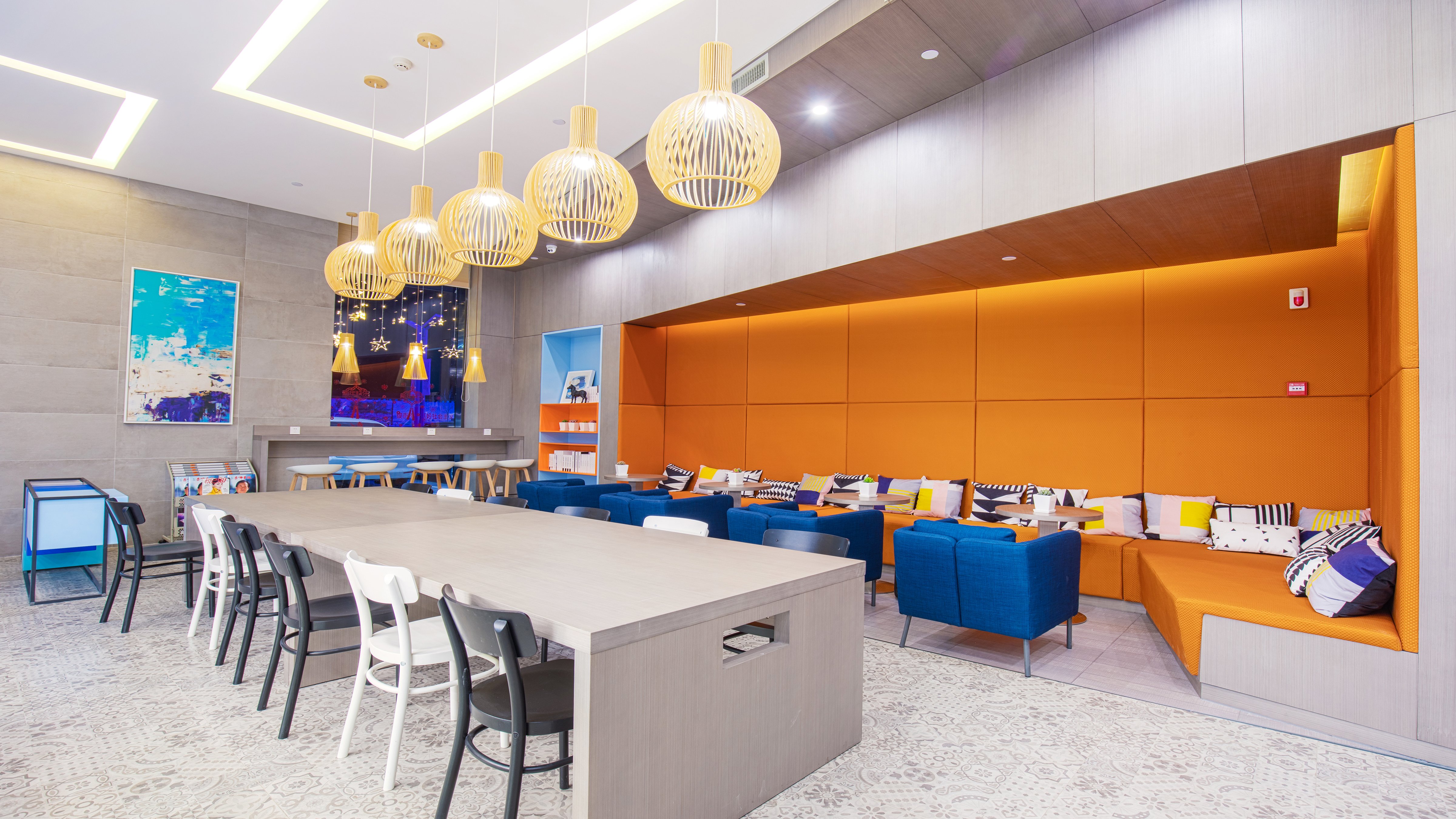 HOLIDAY INN EXPRESS CHIFENG HONGSHAN 48/50