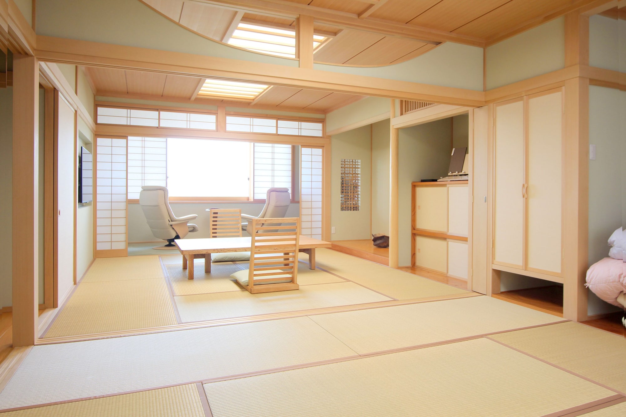 Suite, 2 Futon Beds, Outdoor Bath