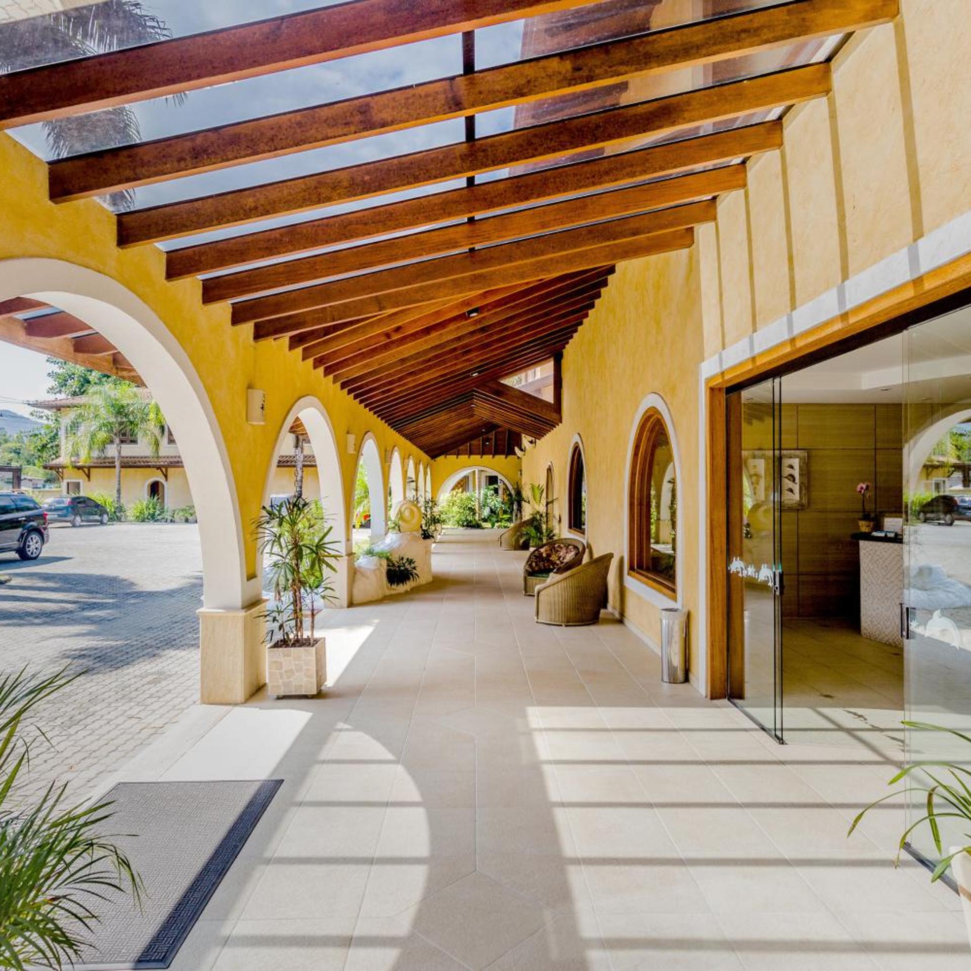 Beach Hotel Cambury 2/60