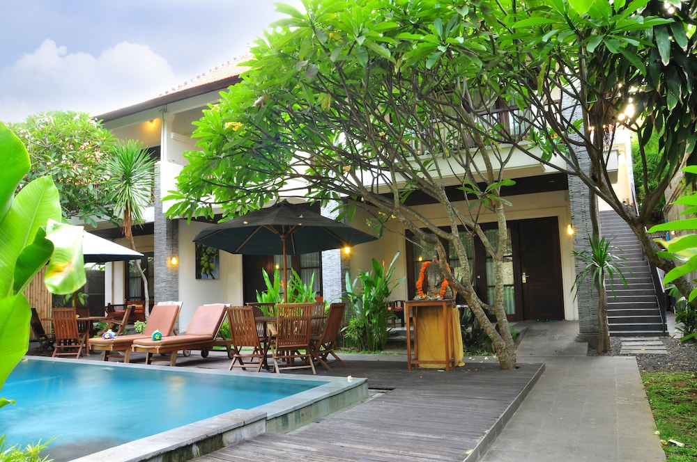 Aman Sari Villa 30/30