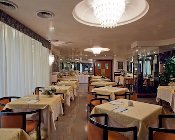 Leonardo Da Vinci Hotel 48/62