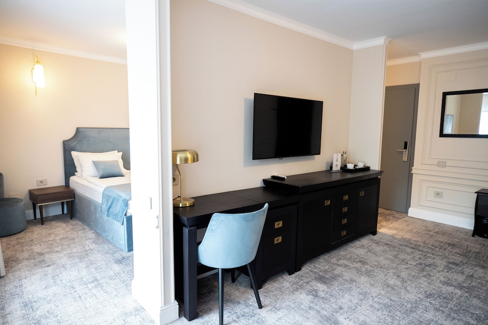 Hotel Meridian 43/50