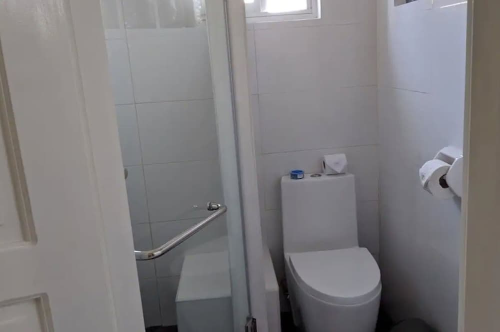 Bohol South Beach Hotel 73/74