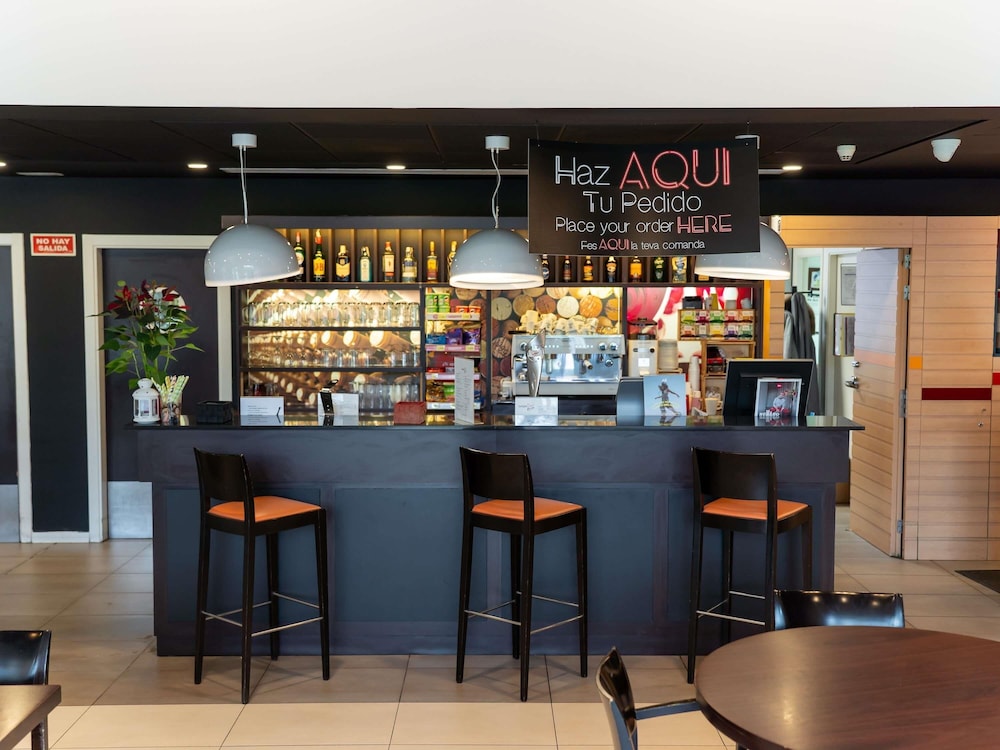 Ibis Barcelona Mollet 53/76