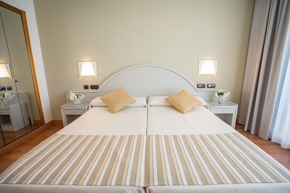 Gran Hotel Costa del Sol 26/65