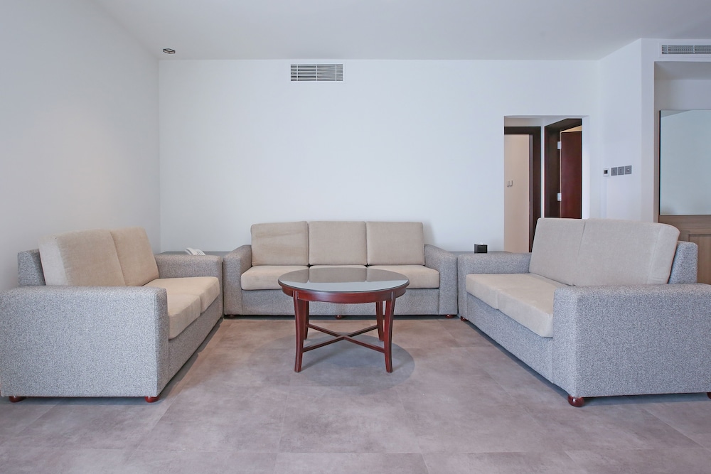 Sitara Hotel Apartment L.L.C 32/51