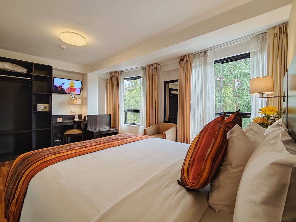 SUPERIOR, DOUBLE BED
