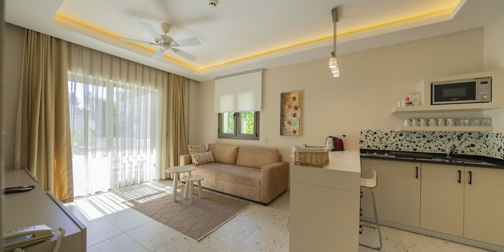 Mozaik Swim Up Hotel and Apartments 31/50