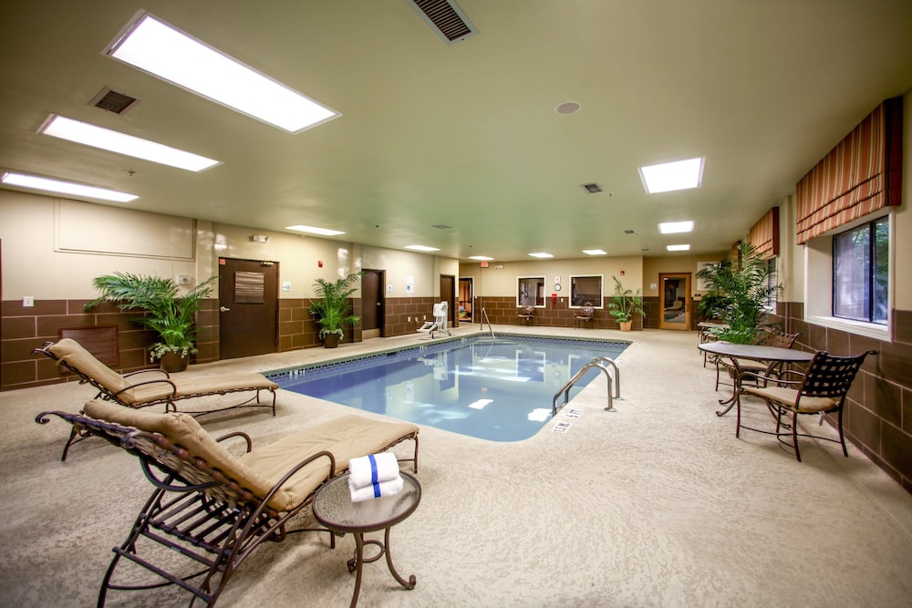 swimming pool spa