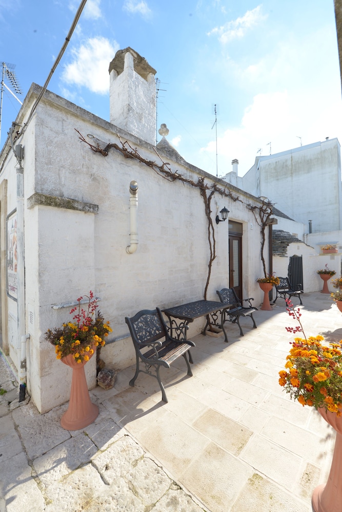 GIARDINO DEI TRULLI 6/32