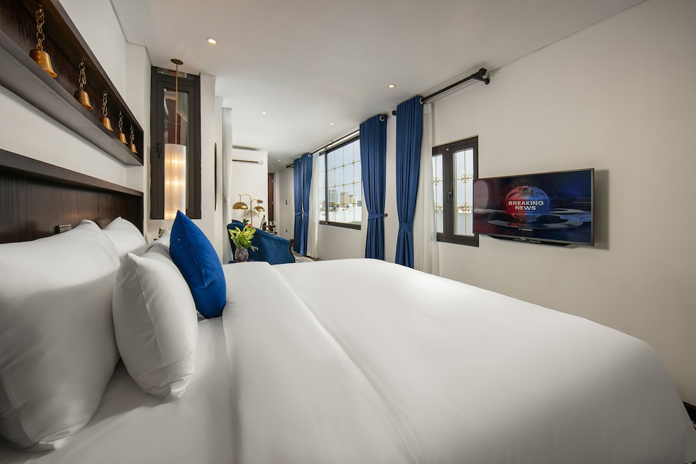 Carillon Boutique Hotel 15/30