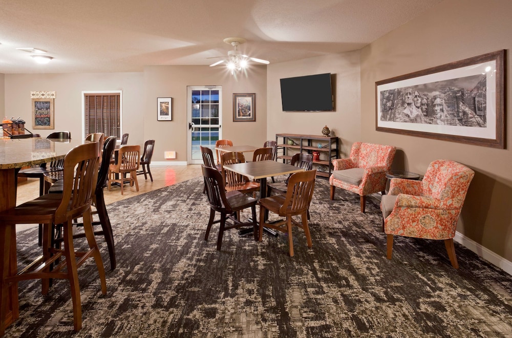 Grandstay Residential Suites Rapid City 58/67