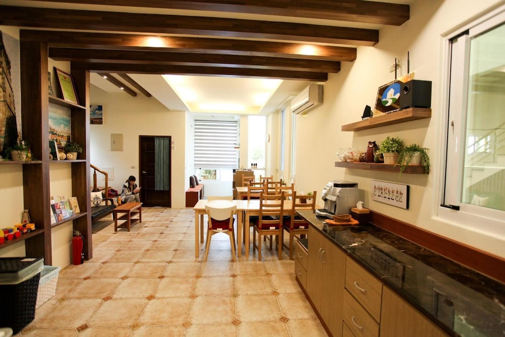 Soft Travel Hostel 27/37