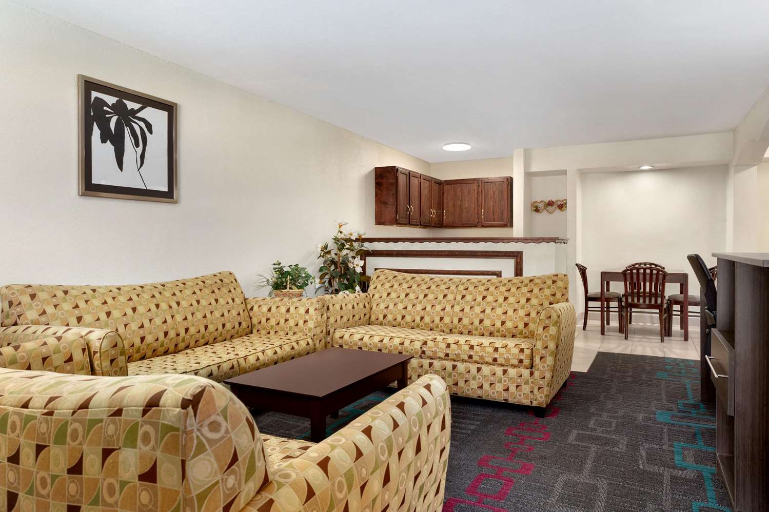 Days Inn by Wyndham Lawton 28/47
