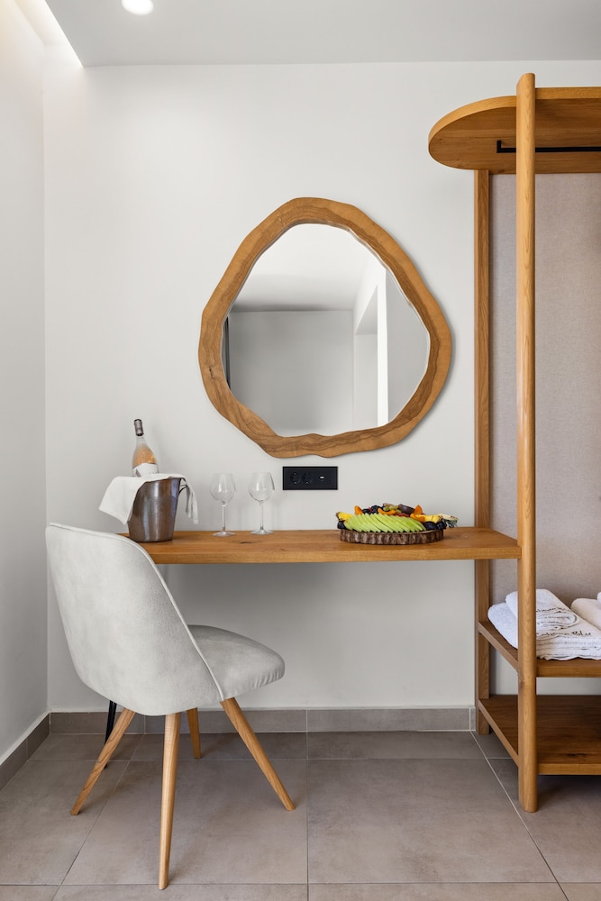 Cabana Blu Lifestyle Boutique Hotel & Suites 65/65