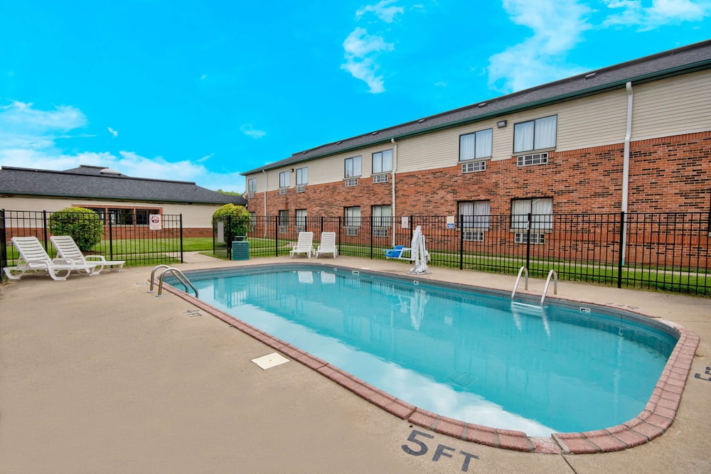 Motel6 Georgetown, KY - Lexington North 43/51
