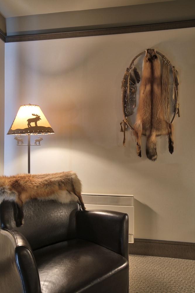 HOTEL MUSEE PREMIERES NATIONS 33/47