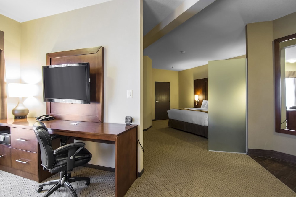 Comfort Suites Saskatoon 37/43