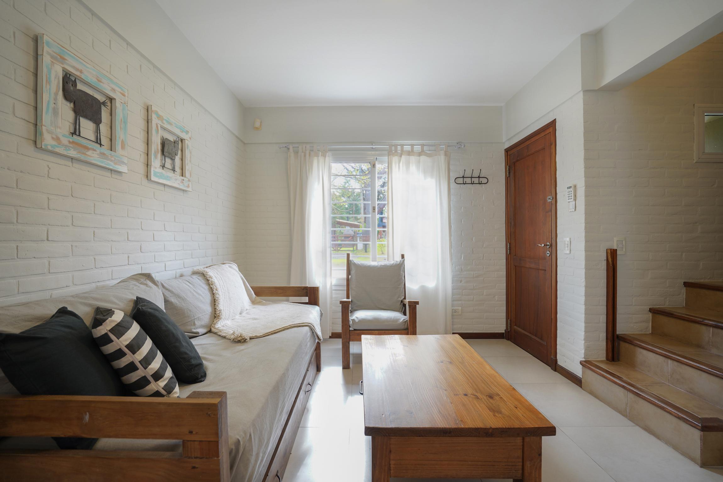 Valeria House 7/37