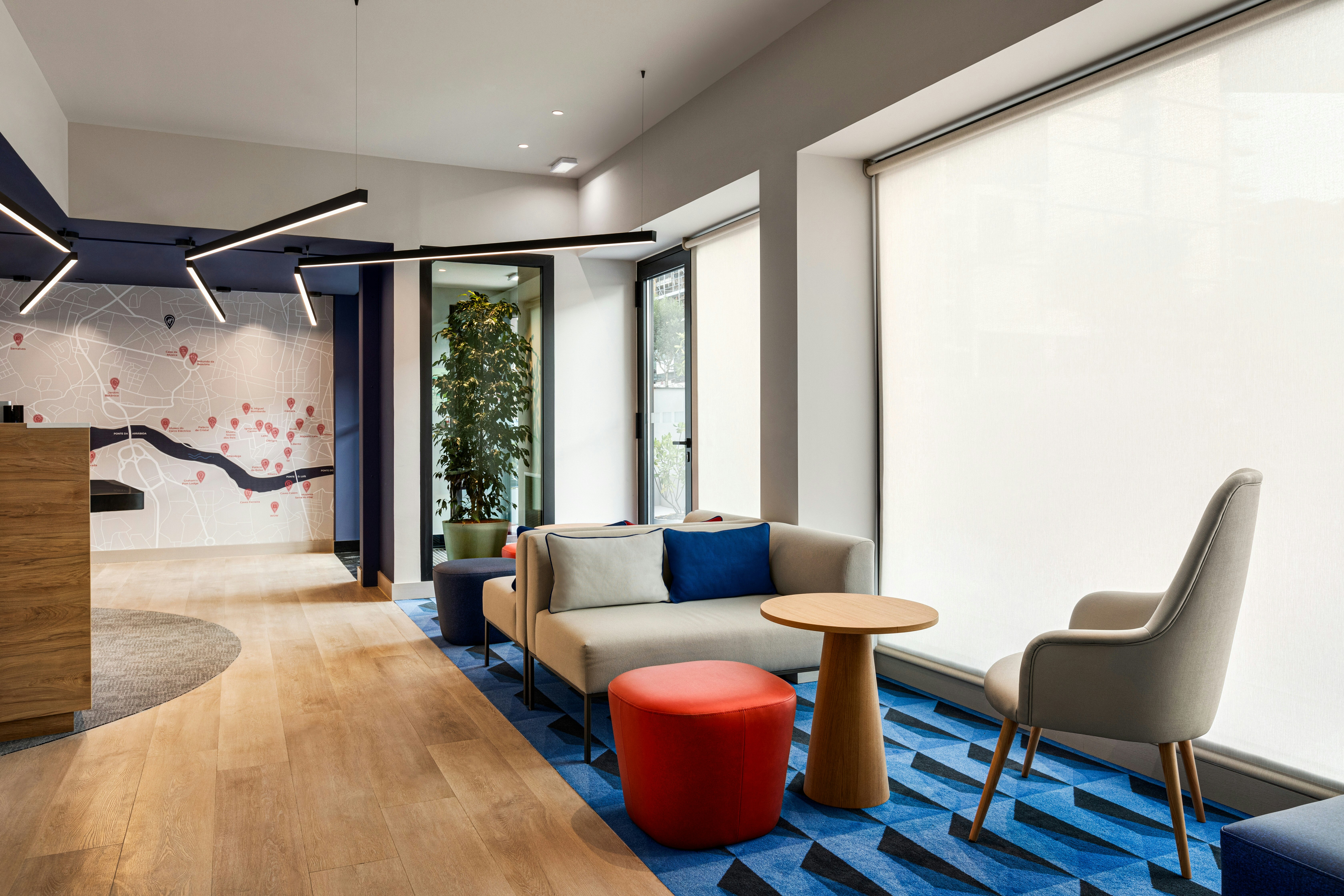 Holiday Inn Express Porto - Boavista 42/56